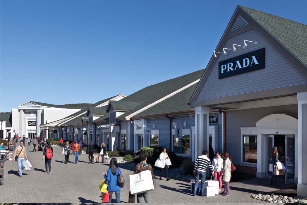 Woodbury Common Premium Outlets, Central Valley, Orange County, New York