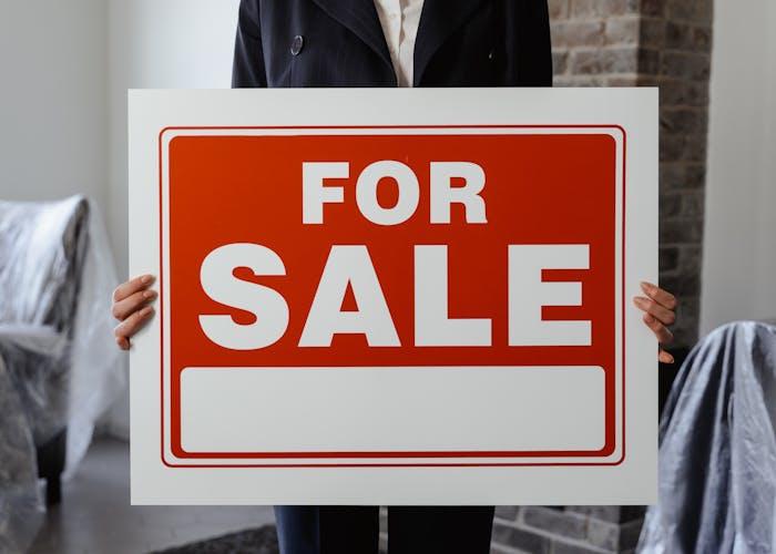 Putnam rescinds sale of prime commercial real estate